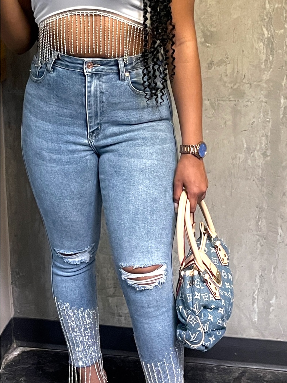 AKIRA Women's Light Blue Distressed Skinny Jeans with Beaded Fringe